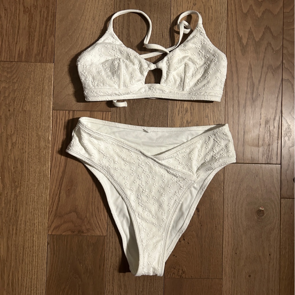 White with floral design bikini set